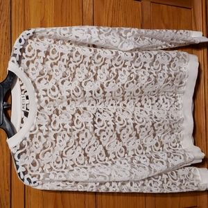 Resis Embroidered top